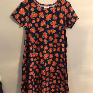 Small flora LuLaRoe carly